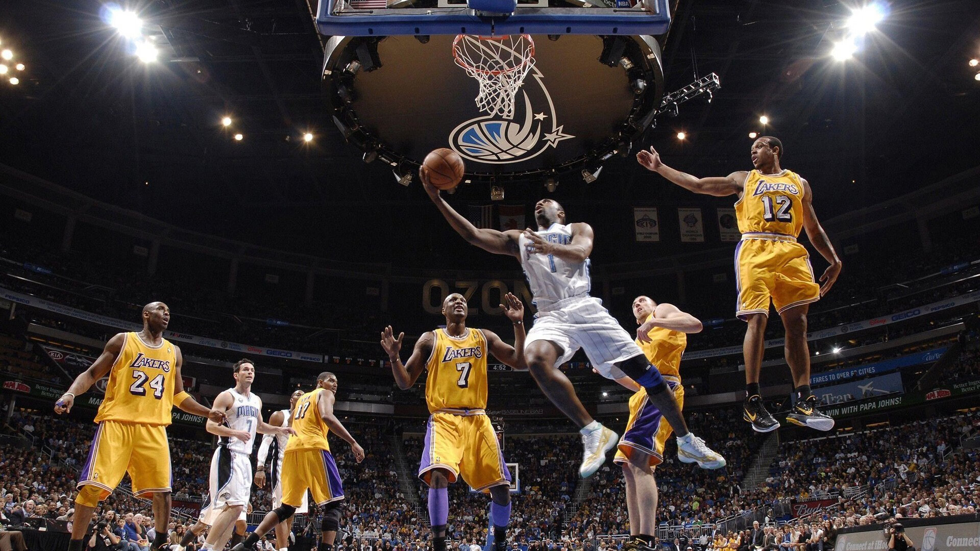 体育娱乐平台-指挥区与更衣室的情绪裂变，欧冠之夜的失控与反思，指挥区与更衣室的情绪裂变，欧冠之夜的失控与反思